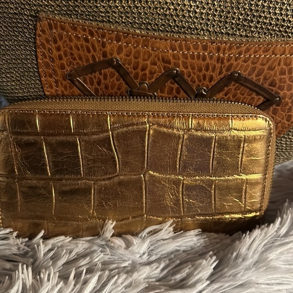 Eric Javits like new bag and an Eric javits wallet. Bundle! - Picture 14 of 14